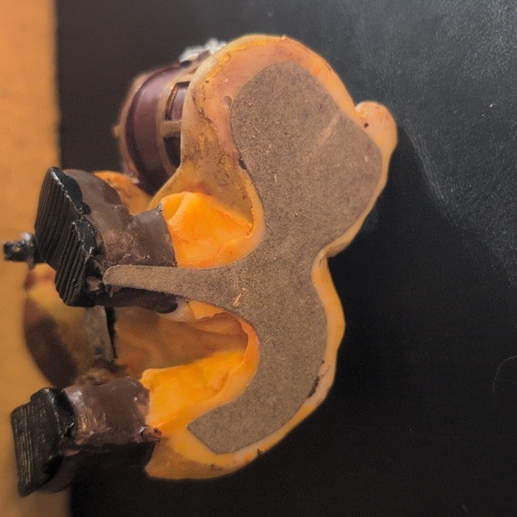 Fireman Bear Figurine - Picture 7 of 7